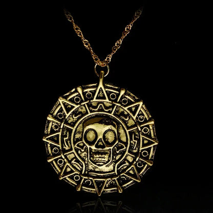 Retro Compass Warrior Head Demon Warrior Pendant Benno Necklace Men's Locomotive Gothic Jewelry Necklace