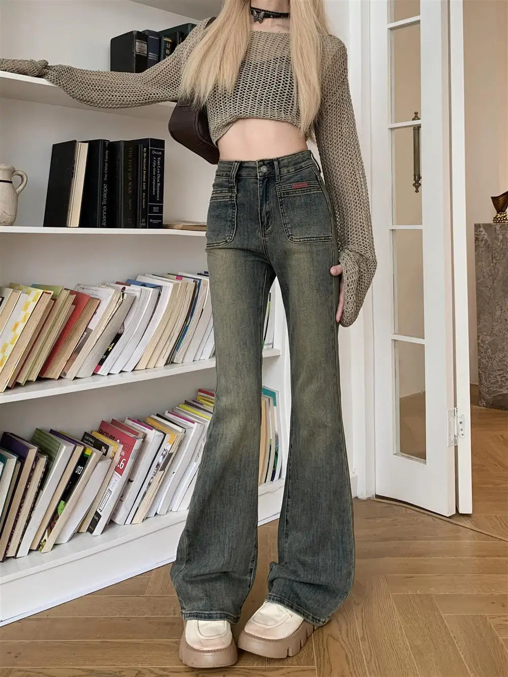 150 Petite girls wash made old micro flared jeans High waisted straight leg narrow version horseshoe pants xs show height