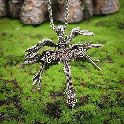 Retro Compass Warrior Head Demon Warrior Pendant Benno Necklace Men's Locomotive Gothic Jewelry Necklace